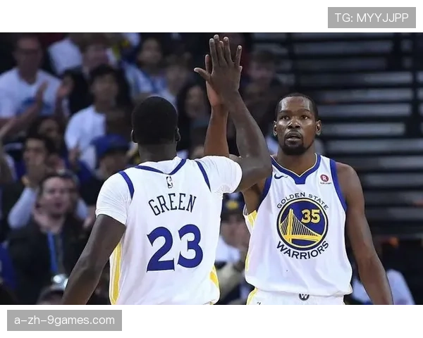 勇士队后防线加强，稳步迈向冠军，勇士队的进攻站位