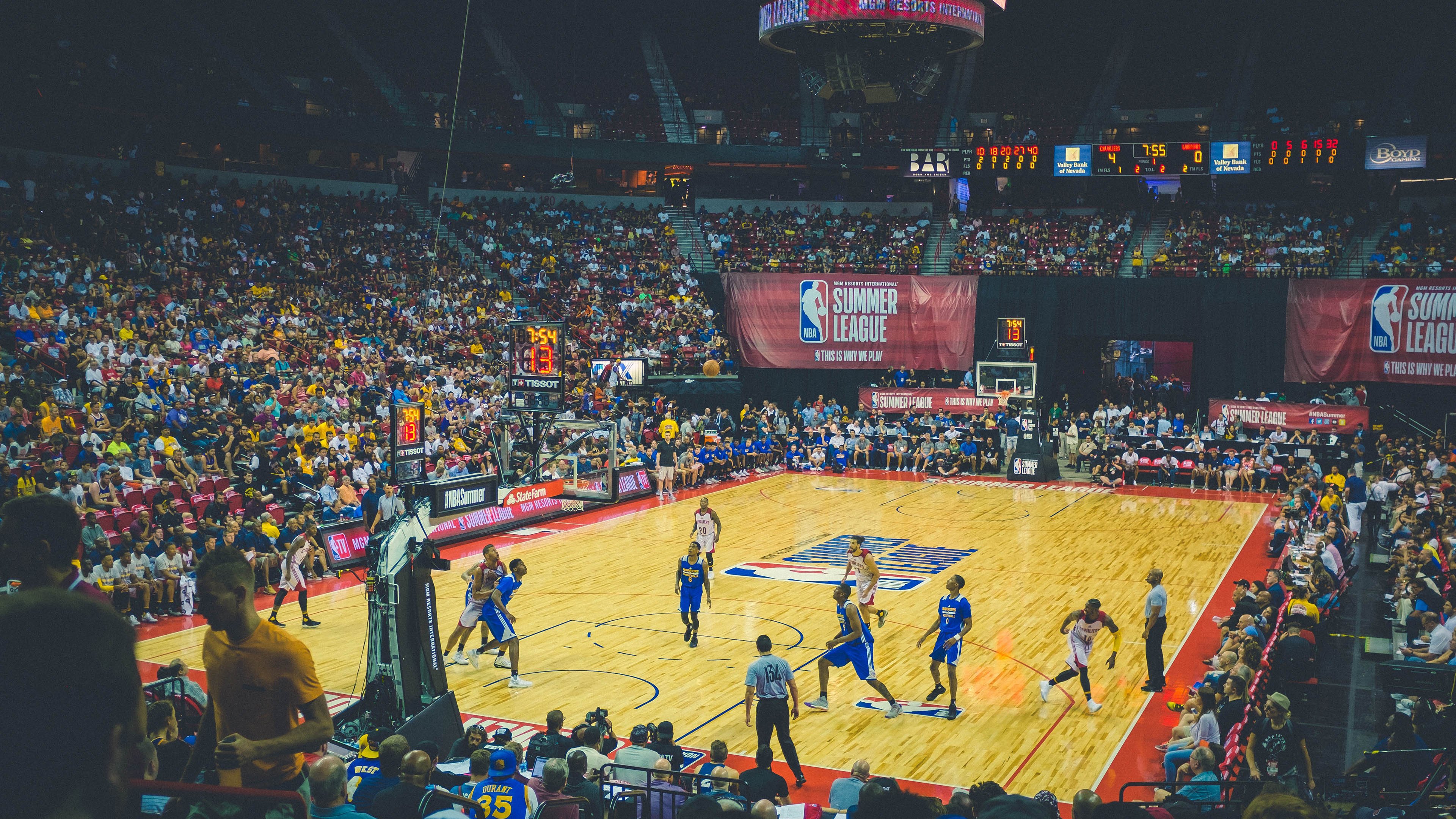 中国三人篮球男队攻防配合紧密，3人篮球中国队